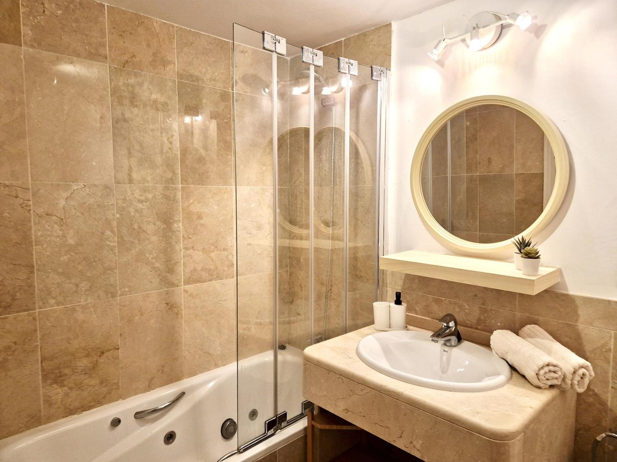 Sr Olivias Sea View Apartment *